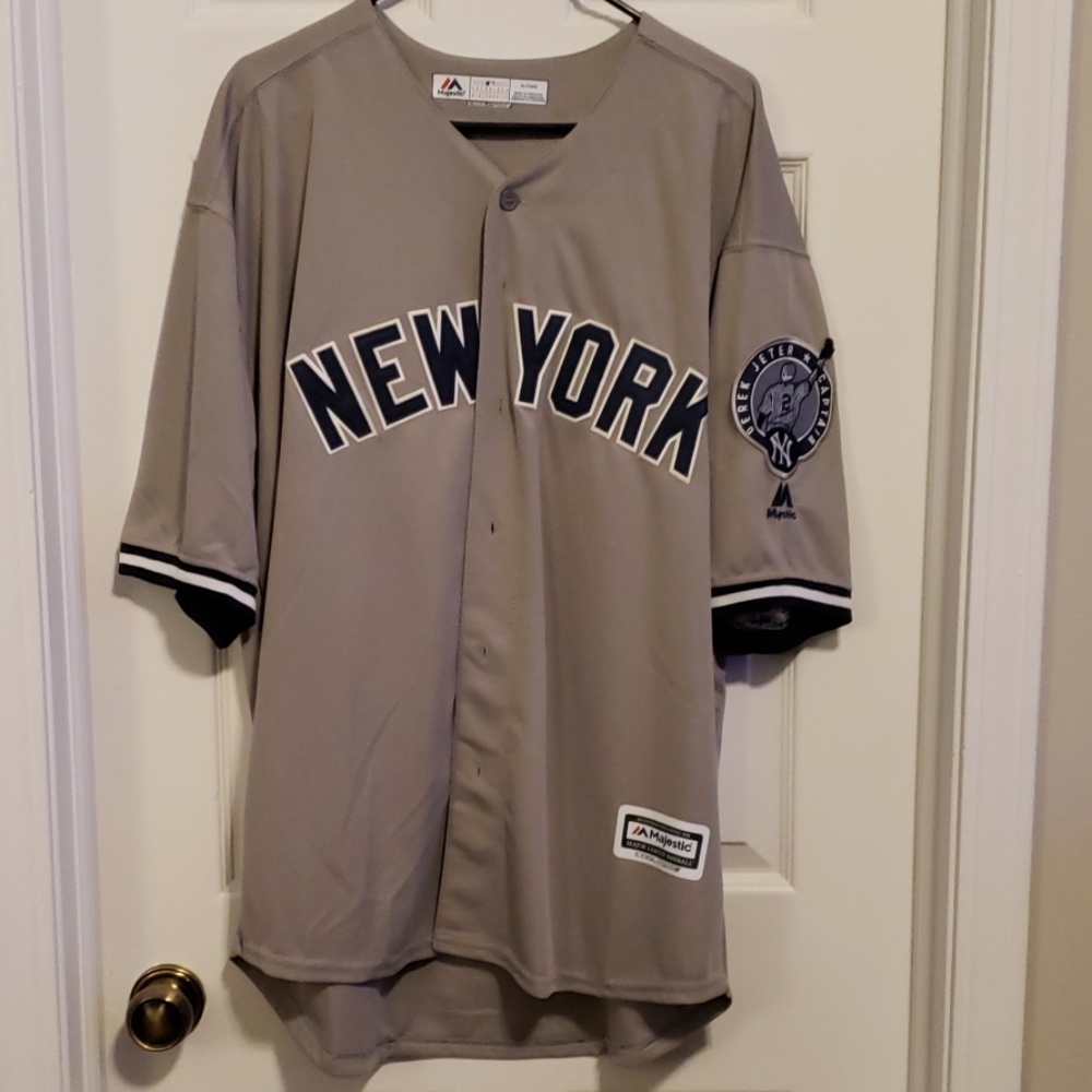 Derek Jeter Size 48 New York Yankees Jersey